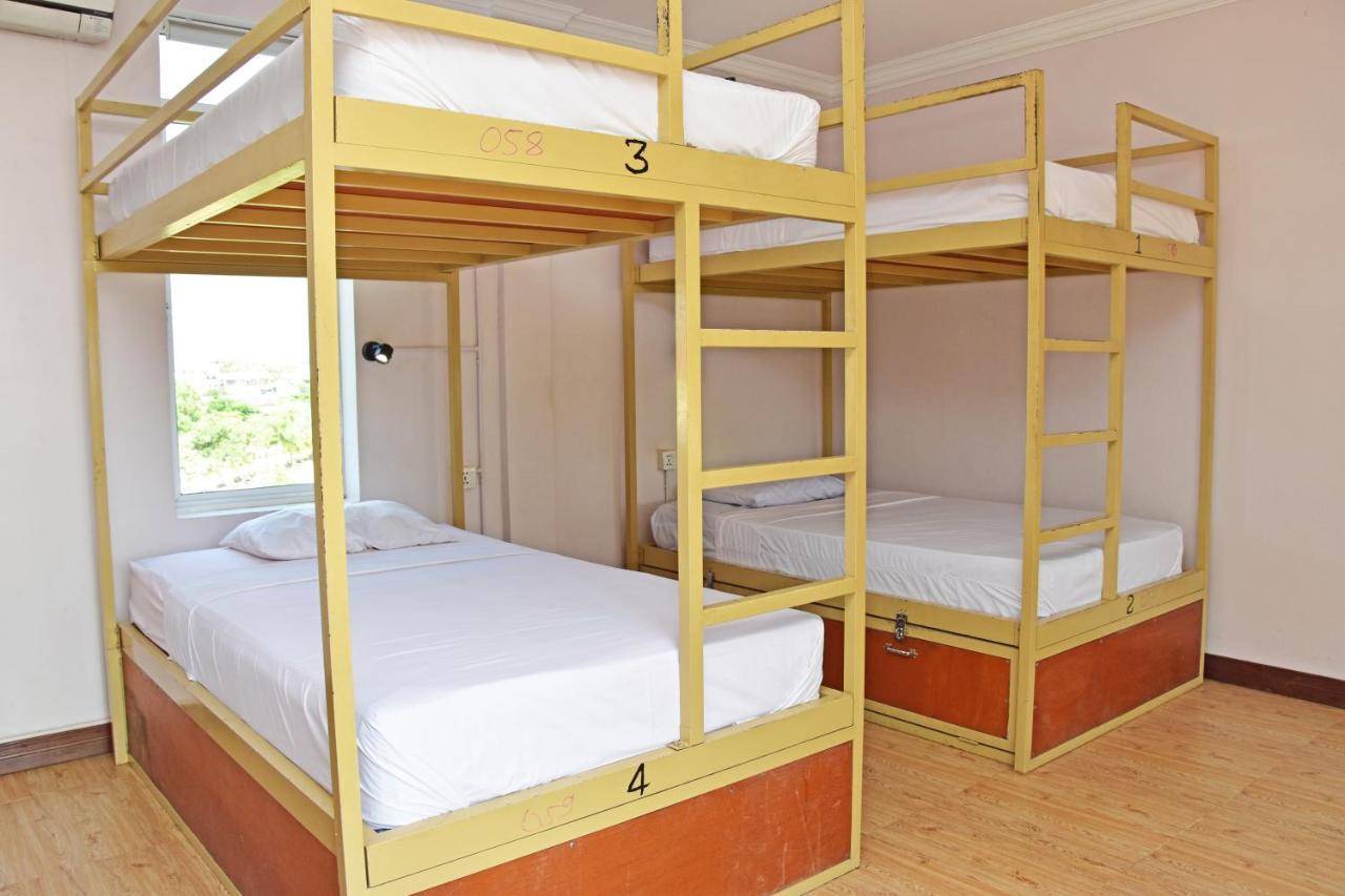 Mad Monkey Hostel Kampot (Adults Only) Exteriér fotografie