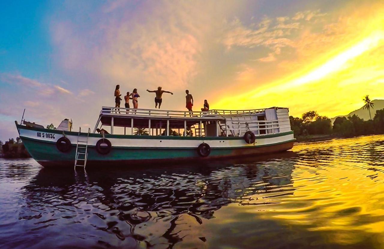 Mad Monkey Hostel Kampot (Adults Only) Exteriér fotografie